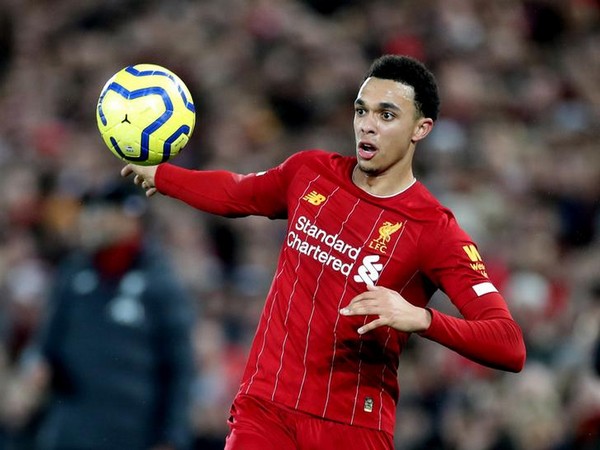 Hậu vệ cánh phải xuất sắc nhất - Trent Alexander-Arnold 