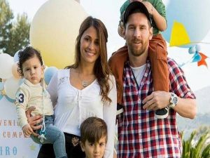 Vợ Messi là ai? Vợ Messi làm nghề gì?