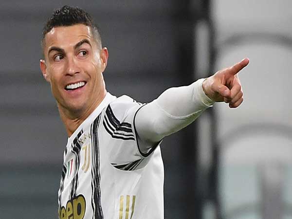 Tin BĐQT sáng 17/3 : Điều kiện để Ronaldo trở lại Real Madrid