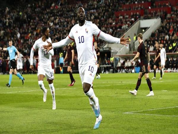 bong-da-qt-29-3-tinh-the-dao-nguoc-voi-lukaku