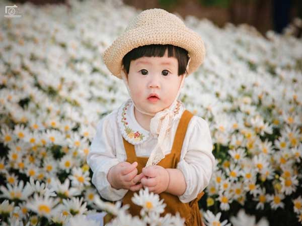 Gợi ý tên đệm cho bé gái tên Thi hay và ý nghĩa