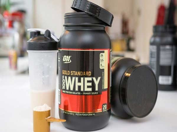 Mới tập gym có nên uống whey không?