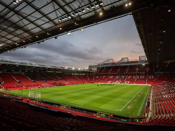 Sân vận động Old Trafford – Nơi huyền thoại được viết nên