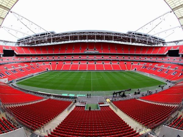 Chủ sở hữu sân Wembley là câu lạc bộ nào?