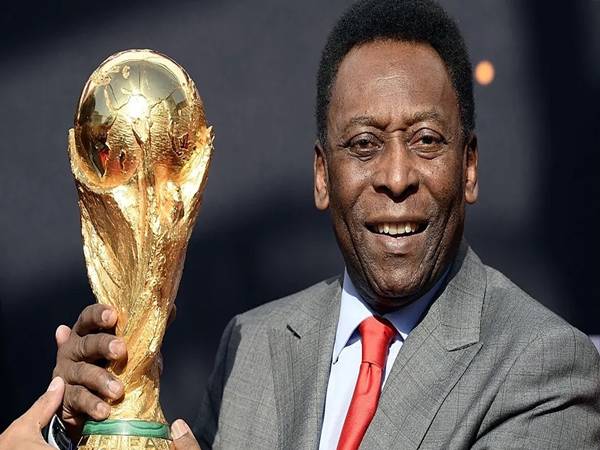 Những cống hiến vĩ đại của Pele