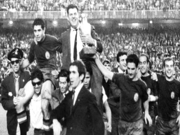 Tây Ban Nha vô địch Euro 1964