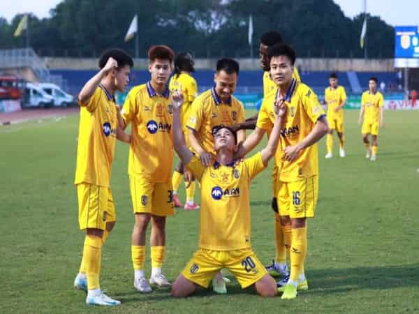 Bài học từ quá khứ: Khi Thanh Hóa rút lui, AFC chuyển suất cho Thai League