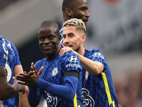 Kante và Jorginho